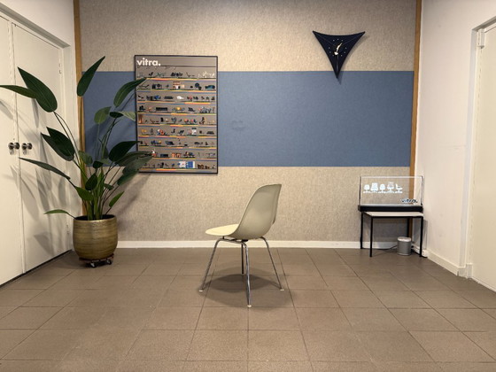 Vitra | Eames | DSX | Parchment en Chrome | 2 Stuks – Eetkamerstoelen, Metal (photo 4 of 12)