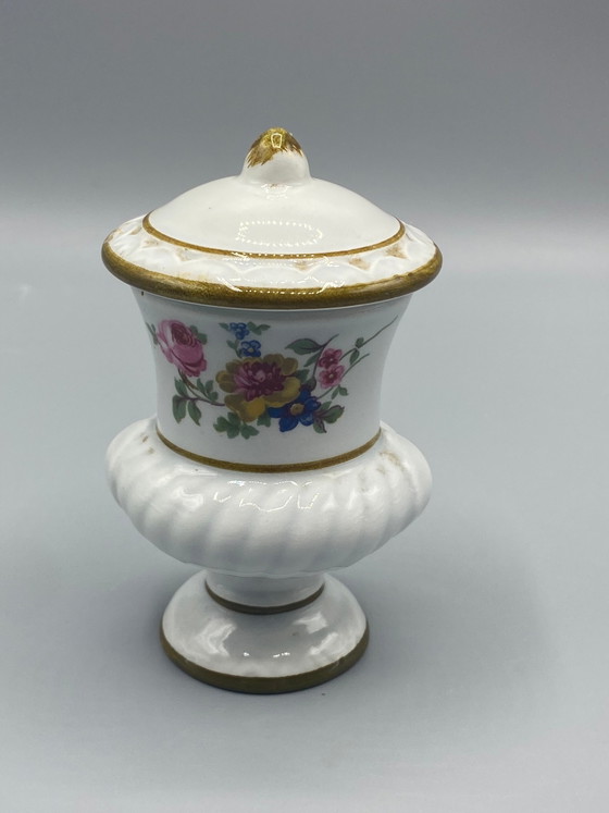 Petit pot Kerafina à couvercle – Porcelaine bavaroise, fleurs et dorure – Objets déco, Gold, Rococo (photo 2 of 7)