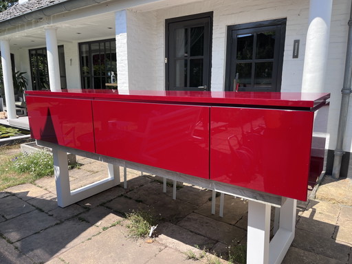Interlubke cube zwevend mooie wijnrode kleur