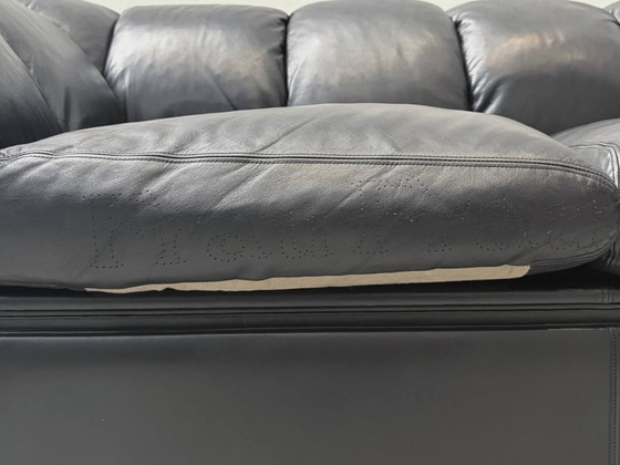Image 1 of Elegantes Sofa von Poltrona Frau aus Leder, Italien, 1970er Jahre