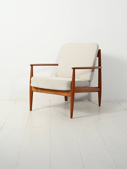 Deense fauteuil model “118” van Grete Jalk
