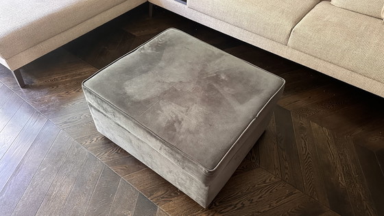 Image 1 of Poef Grijze Velvet Slaaphocker