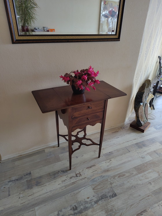 Image 1 of Schönes klappbares Sideboard/Beistelltisch