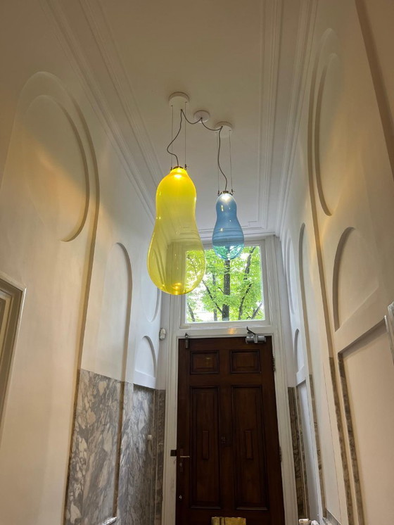 Image 1 of Alex de Witte - La Gran Burbuja, vidrio de color amarillo medio