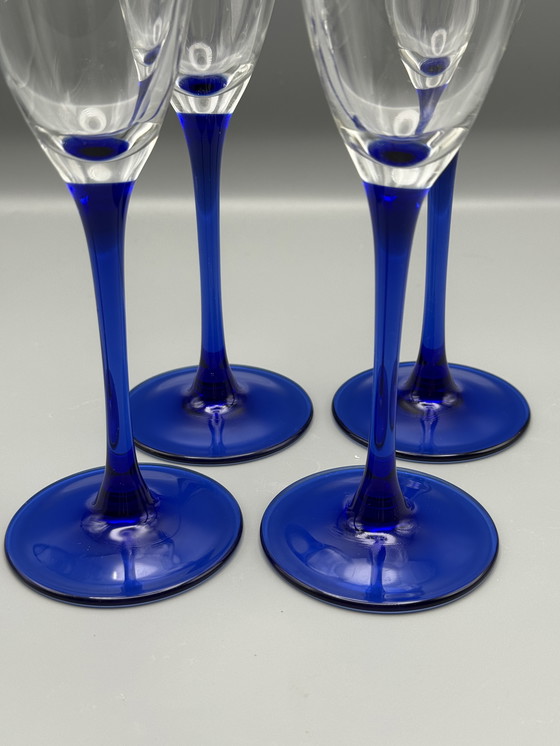 Image 1 of Set mit 4 Luminarc-Champagnerflöten, hergestellt in Frankreich