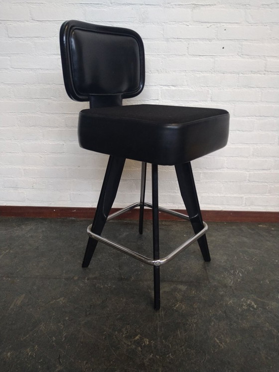 Image 1 of 3x bar stools by Gasser from USA - Gibson Flat Back