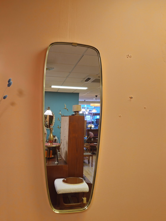 Image 1 of Specchio da parete vintage in ottone lungo e alto