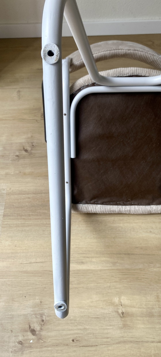 Ahrend De Cirkel Telaio Tubolare - Sedia a Slitta – Riciclata – Tessuto a Coste – Design Olandese Vintage (photo 13 of 15)
