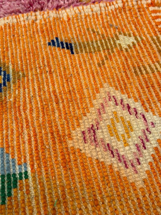 Pink and Orange Moroccan Berber Rug 150x200 cm – Handwoven Boujad Wool Carpet – Rugs & carpets, Vintage (photo 7 of 8)