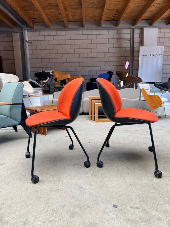 Image 1 of Chaise Gubi Beetle à roulettes (stock : 5)
