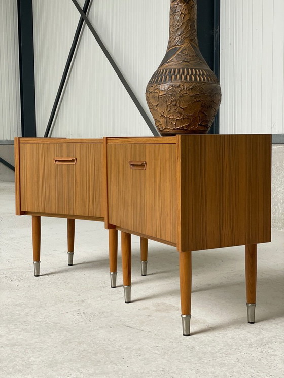 Image 1 of 2 Vintage Design Kasten