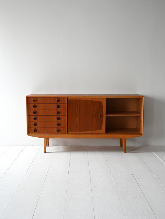 Image 1 of Buffet scandinave en teck et chêne des années 1950/60