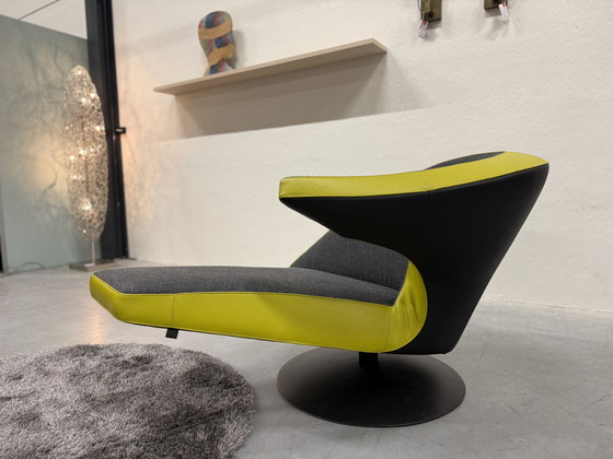 Image 1 of Leolux Parabolica Draaifauteuil Senso leer & Varese stof 