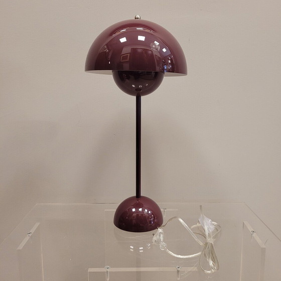 Image 1 of Lámpara De Mesa “Flowerpot Vp3”, Verner Panton Para &Tradition, Movimiento Moderno Nórdico / Industrial, 90’S – Dinamarca