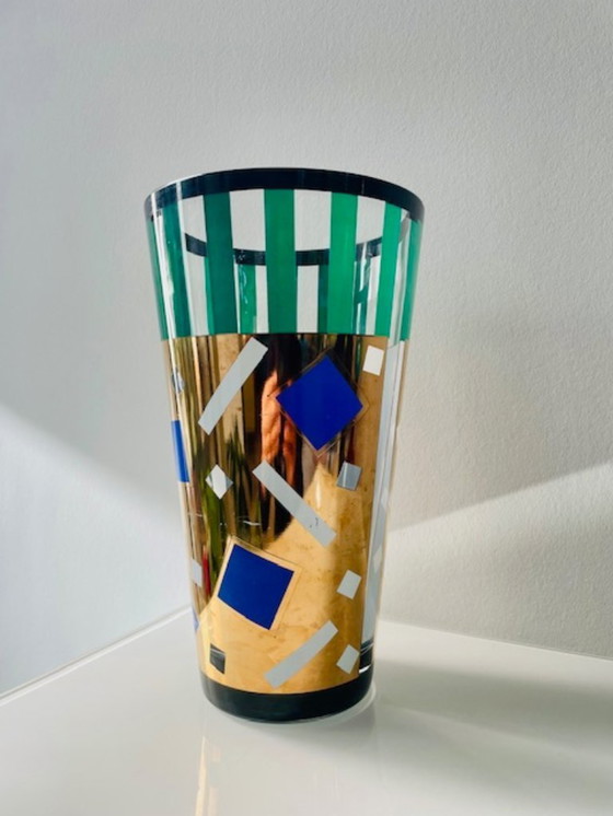 Image 1 of Icónico Saqqarah Vaas – Egizia x Sottsass Associati, 1995 (diseño de Nanae Umeda)