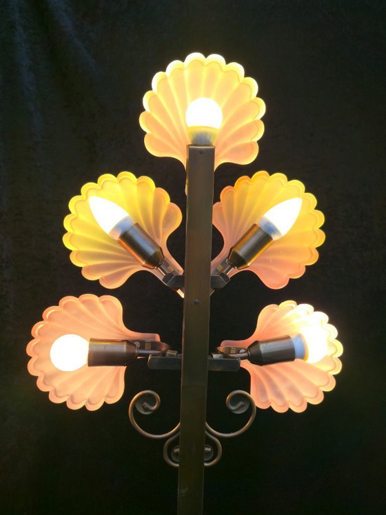Image 1 of Lampadaire en laiton Deknudt, style Art déco, lampe en forme de coquillage