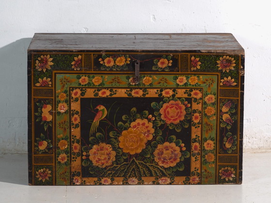 Baúl antiguo pintado en madera de pino – China, circa 1900 – Armarios de almacenamiento, Iron (photo 34 of 40)