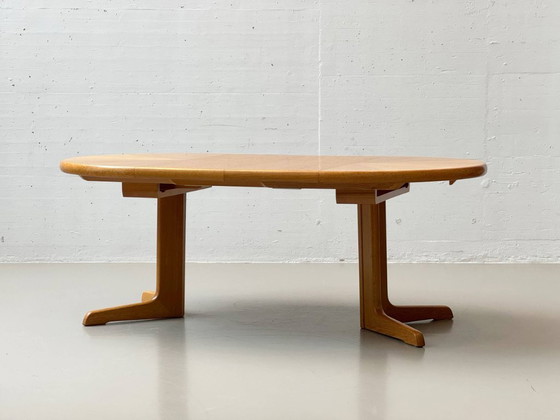 Image 1 of Round extendable dining table made of light-colored solid beech wood, 1970s