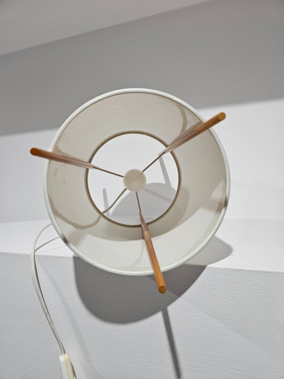 Image 1 of Cilindrische bureaulamp "No 9", Isamu Noguchi, Knoll, jaren 1940.