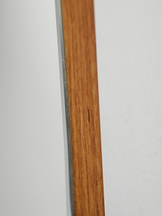 Image 1 of Scandinavisch gevormde teakhouten spiegel uit de jaren 60-70