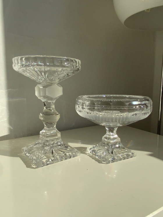 Image 1 of Paire de coupes sur pied en cristal de Bohême taillé, taillées à la main.