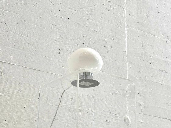 Image 1 of Lampe de table compacte avec globe en verre opale, années 2000