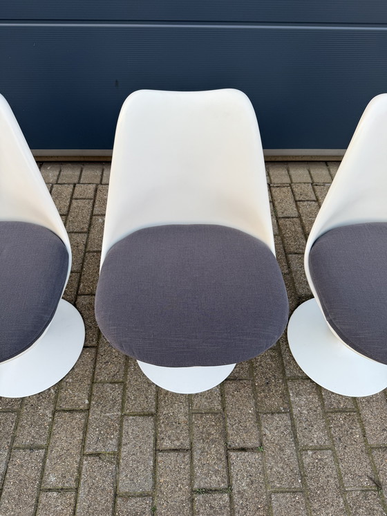 Image 1 of 4x original Knoll Tulip dining chairs by Eero Saarinen