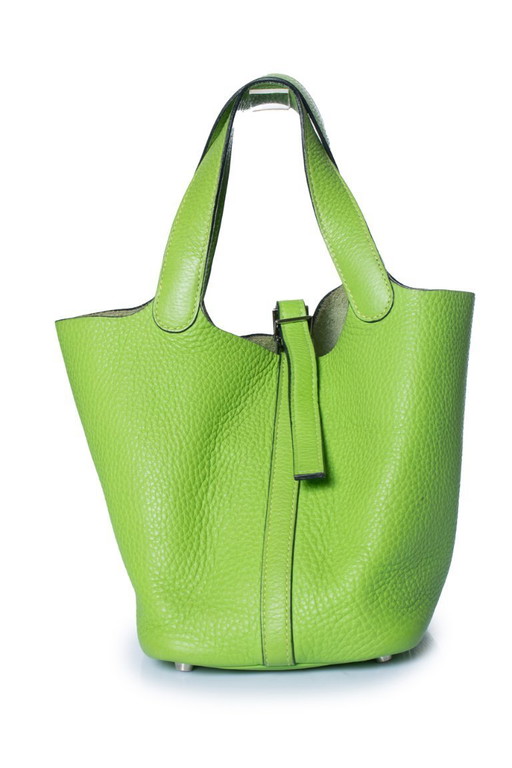 Hermes, een vert cru clémence lederen picotin 18 tas – Hermès, bucket tassen, Calfskin