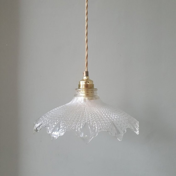 Image 1 of Set (2) Lámpara colgante Holophane, Art Déco, cristal fundido con estructura acanalada