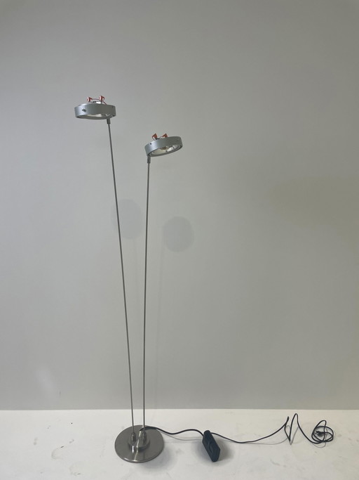 Design-Stehlampe mit Doppelspot