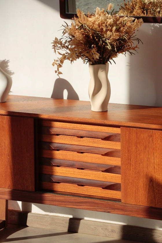 Image 1 of Elliotts of Newbury Teak Dressoir – Mid-Century Design