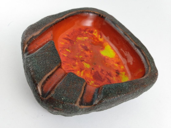 Cendrier Fat Lava rétro vintage rouge orange jaune – Accessoires de table, Ceramic (photo 4 of 7)