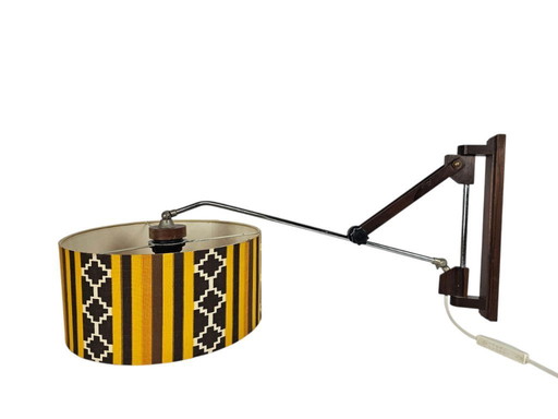 Mid-century design - adjustable wall lamp - teak - Scandinavian - 60s