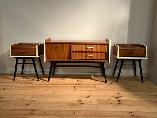 Schöner Vintage Rockabilly TV Schrank & 2 Schränke