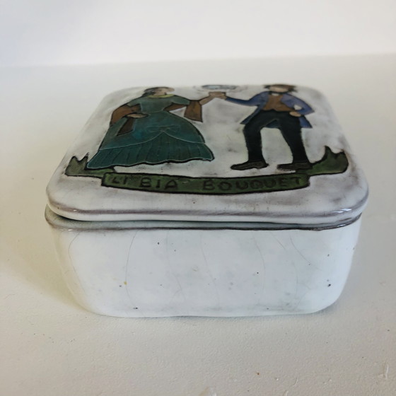 Image 1 of Dekselpot in Namur keramiek van Yvette Manoy