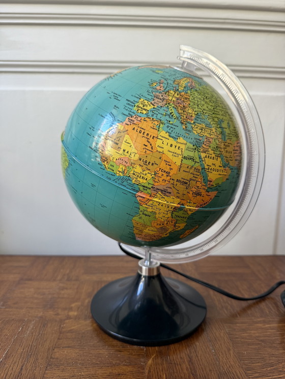 Image 1 of Antique illuminated globe
