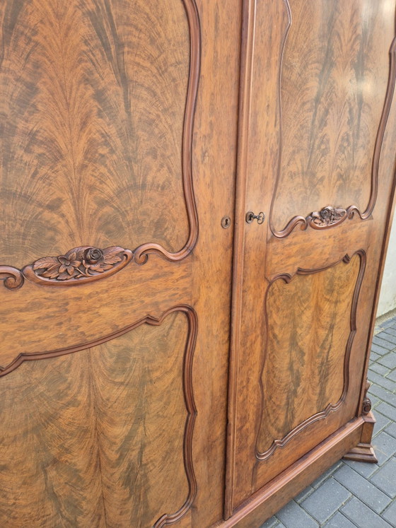 Grande armadio a frontone Biedermeier. Armadio antico. Credenza / mobile, Armadi contenitori, Legno, Marrone (foto 4 di 11)