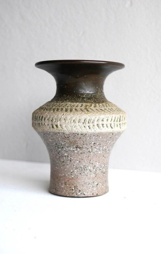 Image 1 of Brutalist ceramic vase in Scandinavian modernist style from the mid-century by Thomas Hellström for Nittsjö, Sweden.