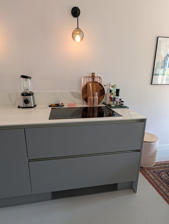 Image 1 of Contur Designküche | Siemens studioLine | Novy One Pro | Keramik
