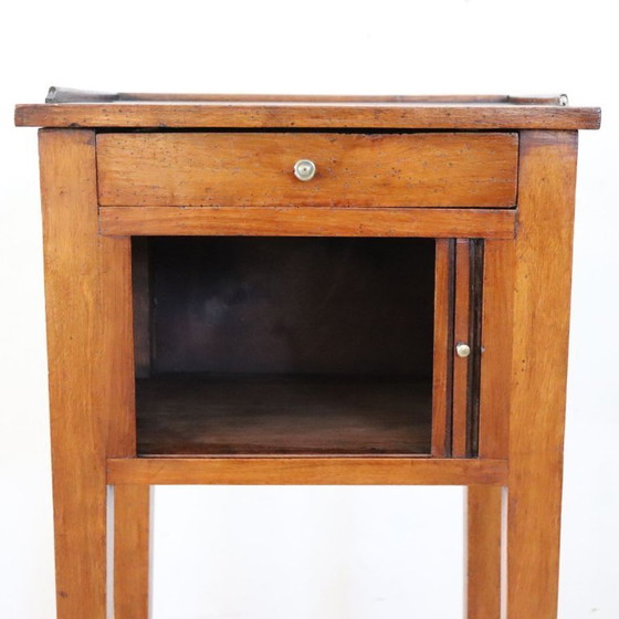 Image 1 of Antique Nightstand in walnut, Italy Early 19th Century