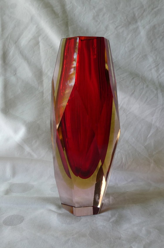 Murano Block Vase by Flavio Poli for Alessandro Mandruzzato, Sommerso, faceted, 1950s – Glass (photo 3 of 8)