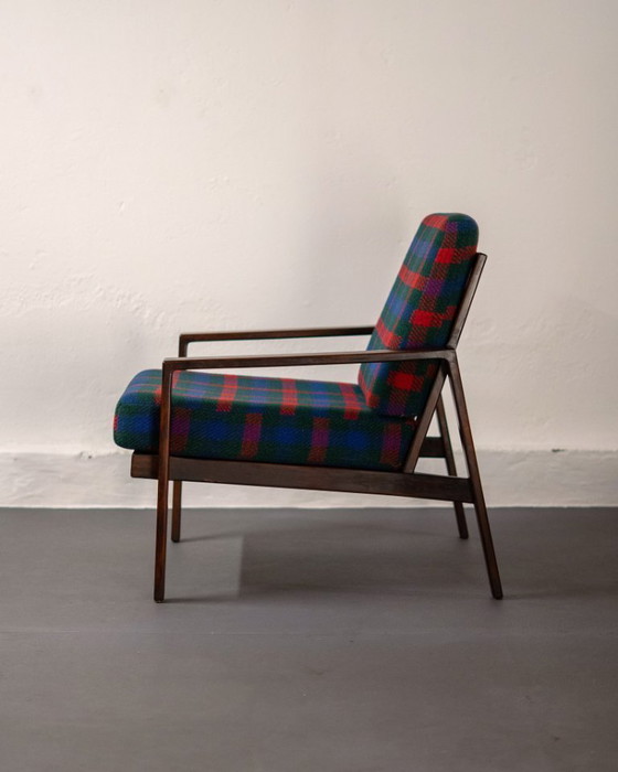 Image 1 of Coppia di poltrone Antimott di Wilhelm Knoll in noce e tartan