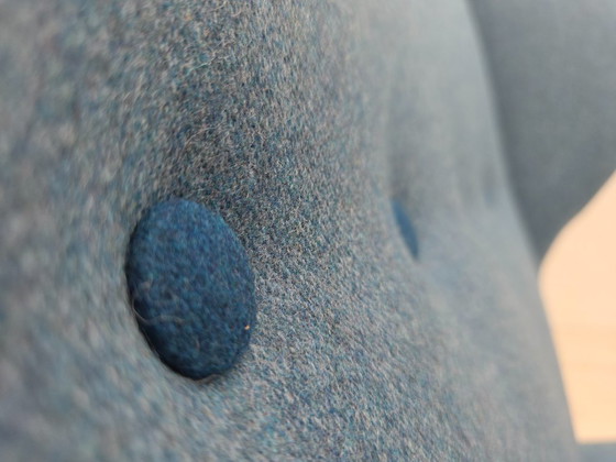 Image 1 of Años 60, diseño danés de Fritz Hansen, sillón retapizado con taburete, modelo 8023.