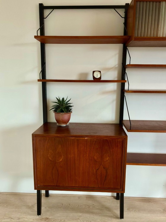 Image 1 of Vintage design Paul Cadovius wall system 3 modules