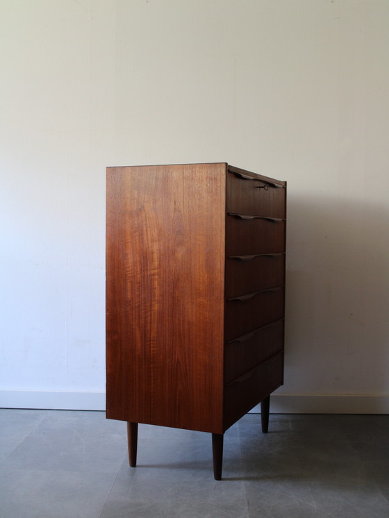 Image 1 of Vintage Deense ladekast in teak