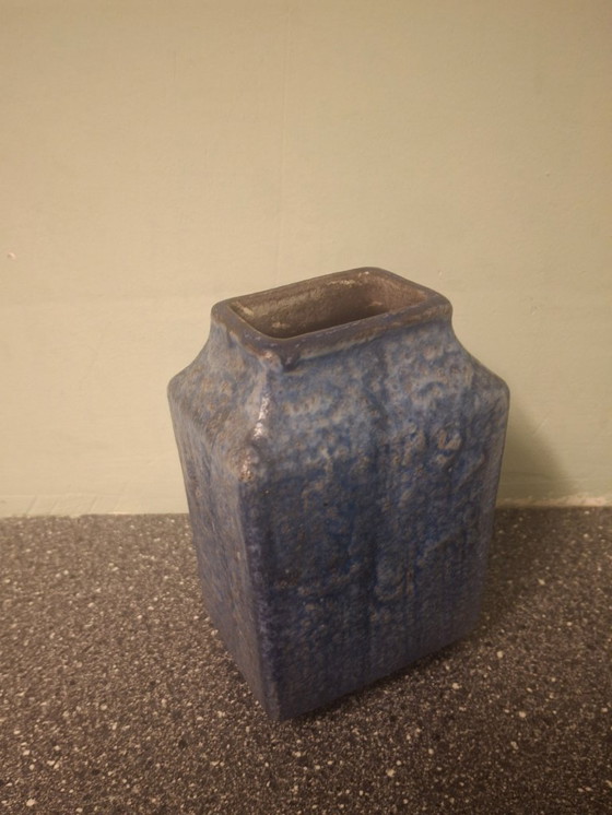 Image 1 of Karlsruher Majolikavase Modell 7120