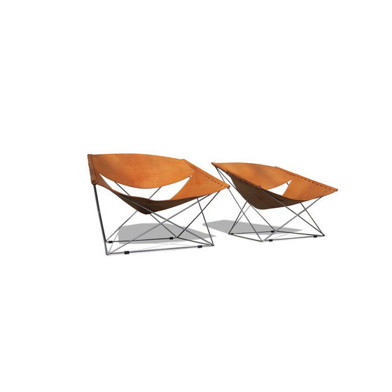 Image 1 of Pair of vintage F675 armchairs in fawn leather by Pierre Paulin for Artifort