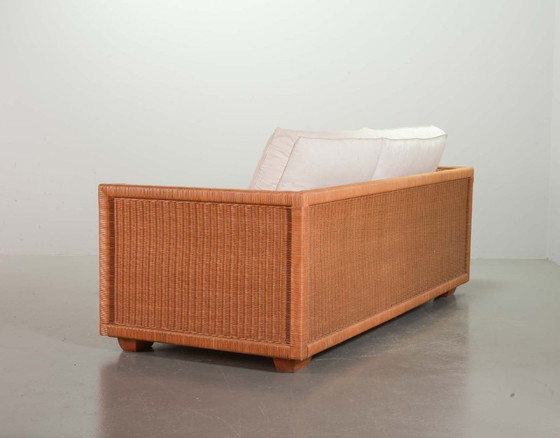 Image 1 of Luxurious Mid-Century Italian Design Gasparuzzii Reed White Lounge Greenhouse Sofa. Italy, 1980s