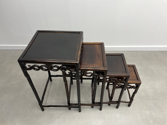 Image 1 of Chinese Huanghuali houten nest tafels circa 1900