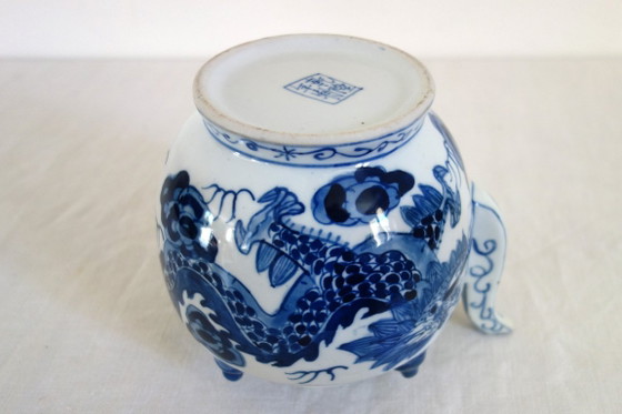 Chinesische Teekanne, frühes 20. Jahrhundert, Tischdekoration, Keramik, Weiß, Aziatisch (Foto 9 von 11)